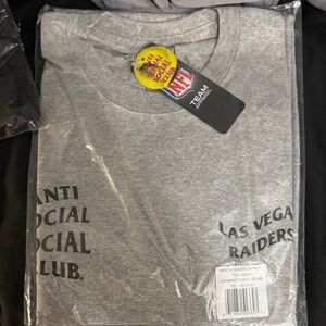 Anti Social Social Club x NFL Gray Las Vegas Raiders teams Tee Sealed men Medium